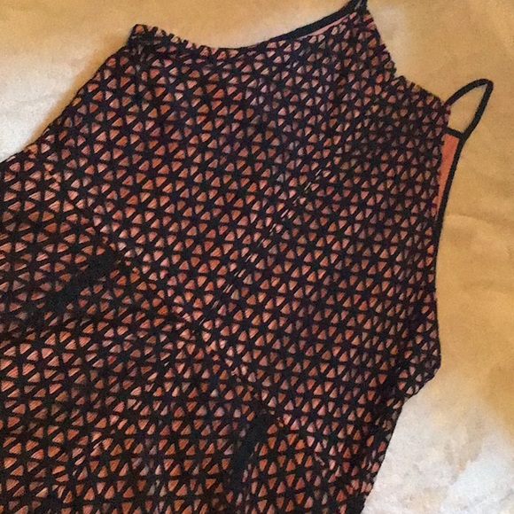 NWT Dressy geometric lace romper - Picture 4 of 5